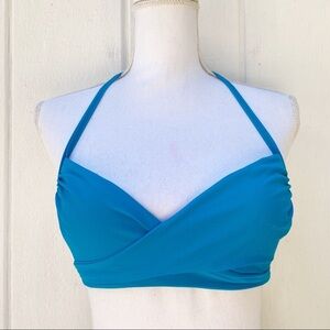 Victoria’s Secret 32C sea blue wrap around bikini top